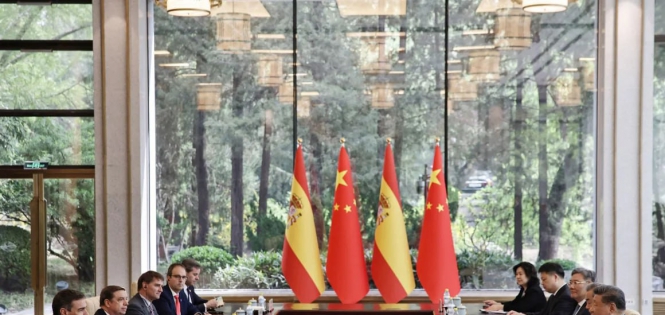 习近平首次正面回应中美贸易战