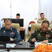 愁白了头！洪家找苏家开会了！