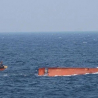 一艘中国渔船在韩国附近公海倾覆