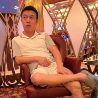 豪景公寓被冲后续:NBI的线人，卧底去公司上班，然后举报给nbi，现场抓了14个员工 ...