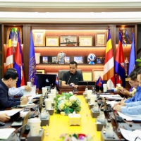 柬埔寨内政部审查打击电信诈骗工作进展并部署下一步行动