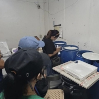 菲律宾捣毁超级制毒工厂 查获近1吨毒品市值66亿