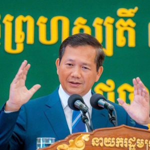 洪玛耐：长期不来上班的官员必须清除