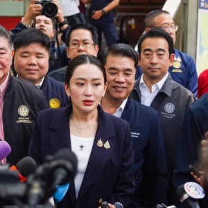 泰总理震怒要求彻查倒塌大楼！