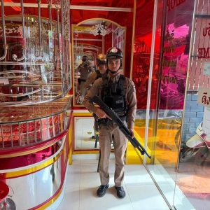 泰国金价暴涨破5.2万铢！普吉警方金店、银行巡逻！