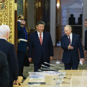 习近平到访莫斯科 与普京会谈
