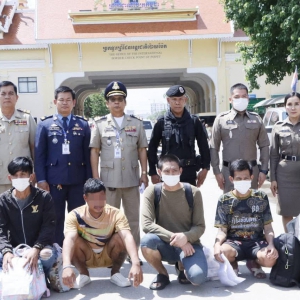 波贝5名泰国人被驱逐出境