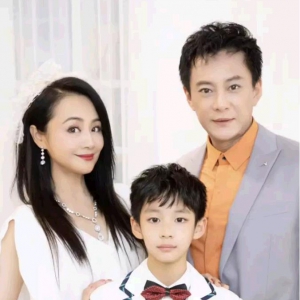 51岁曹颖自曝患癌，放心不下年幼的儿子，坦言当了妈妈后不敢生病 ...