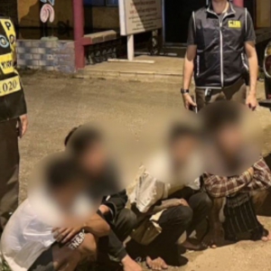 “偷渡版叠罗汉”：5名中国人、4名缅甸人藏车入境被捕