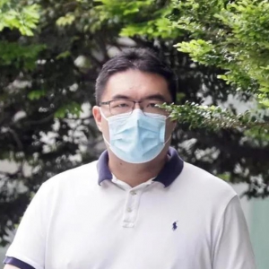 诈骗465万新元，判刑七年九个月