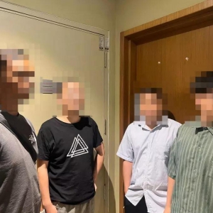 11名中国人在马来西亚涉赌被抓