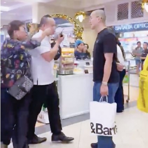 菲前高官与中国男子吵架？网上发帖卖惨却遭网友一片声讨